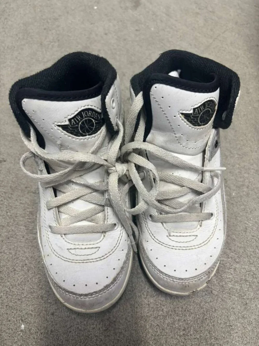 Nike Air Jordan 2 Retro TD 'Wings' White Grey Lizard Leather Sneakers Size 12